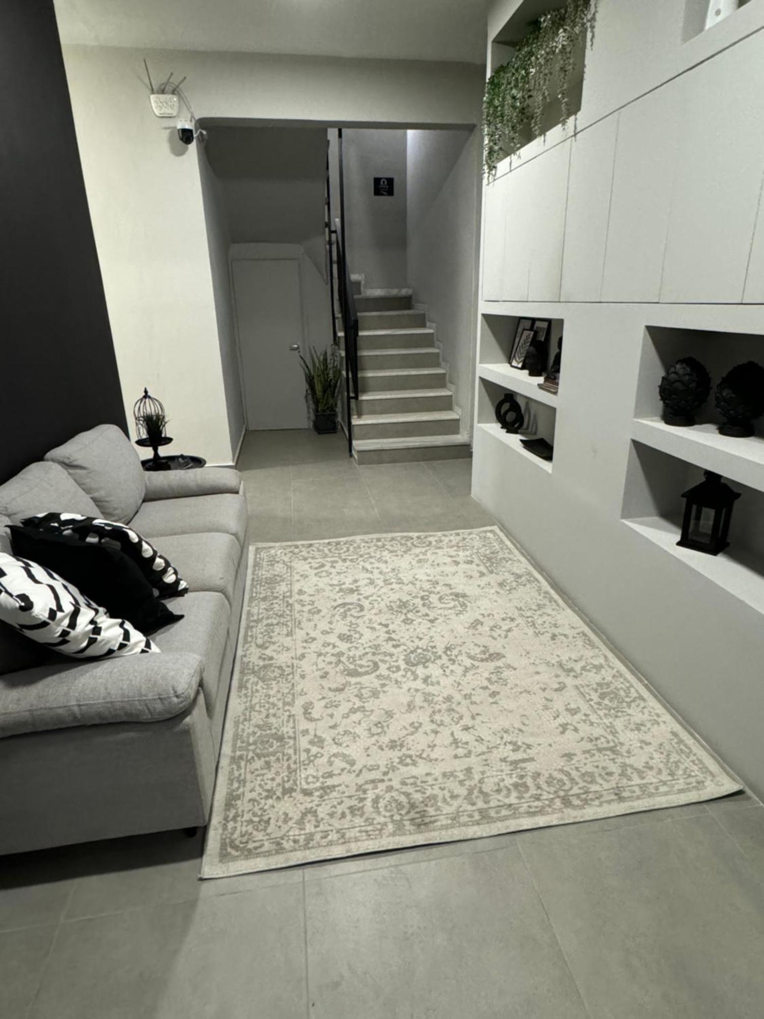 דיאקופטו Artemis Apartments מראה חיצוני תמונה